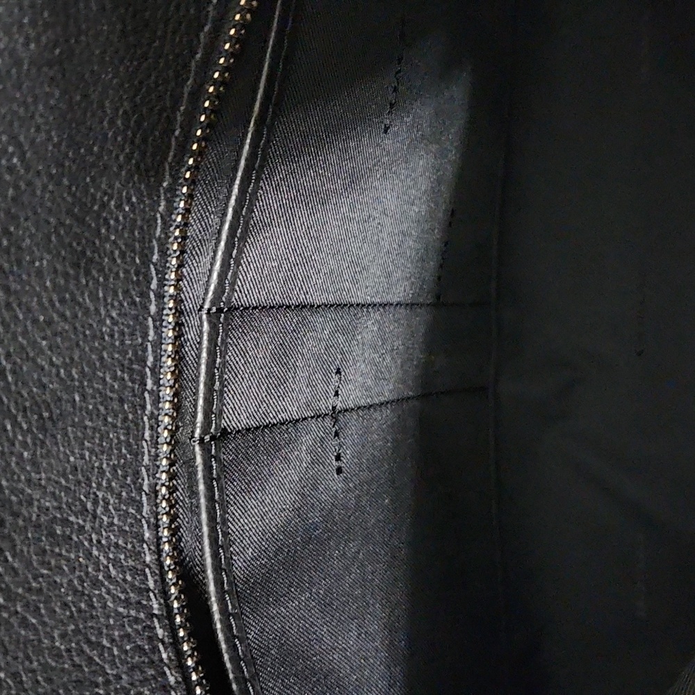 NWT Coach Pebbled Turnlock Chain Tote - Picture 9 of 10